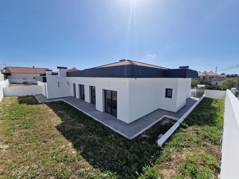Moradia Moderna em construção V4 Ericeira Mafra - cozinha equipada, ar condicionado, bbq, garagem, jardim, lareira