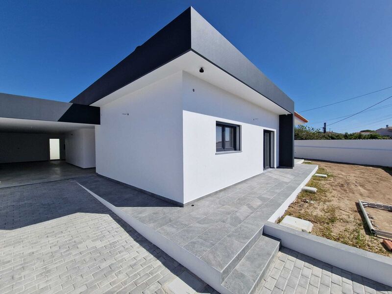 Moradia V4 Térrea em construção Ericeira Mafra - jardim, lareira, ar condicionado, bbq, cozinha equipada, garagem