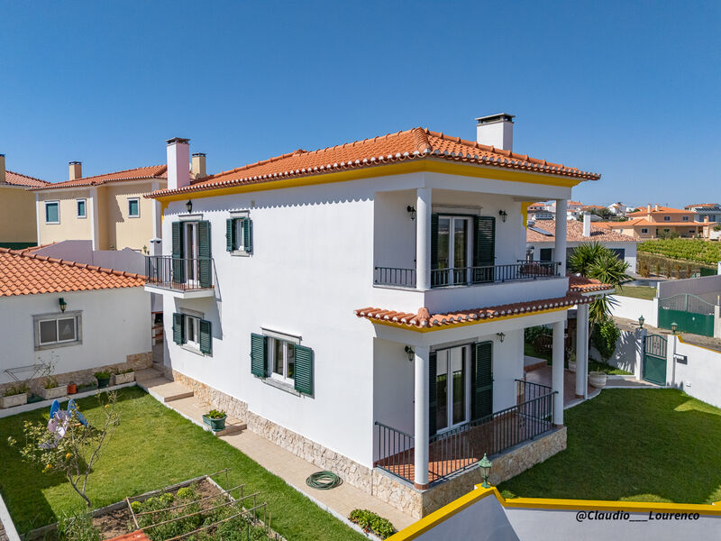 House excellent condition V4 Ericeira Mafra - balconies, central heating, garage, garden, barbecue, balcony, equipped kitchen