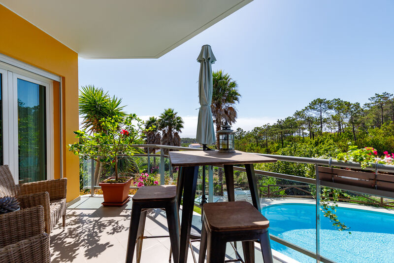 Apartment T2 excellent condition Ericeira Mafra - solar panels, gated community, sauna, balcony, gardens, garden, store room, central heating, swimming pool, balconies, sea view, barbecue, kitchen, garage
