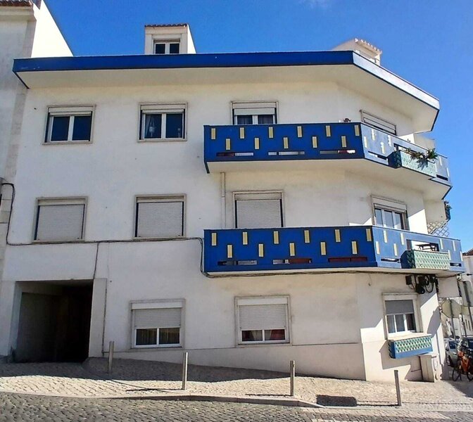 Arrenda Garagem - Ericeira centro, A Casa das Casas