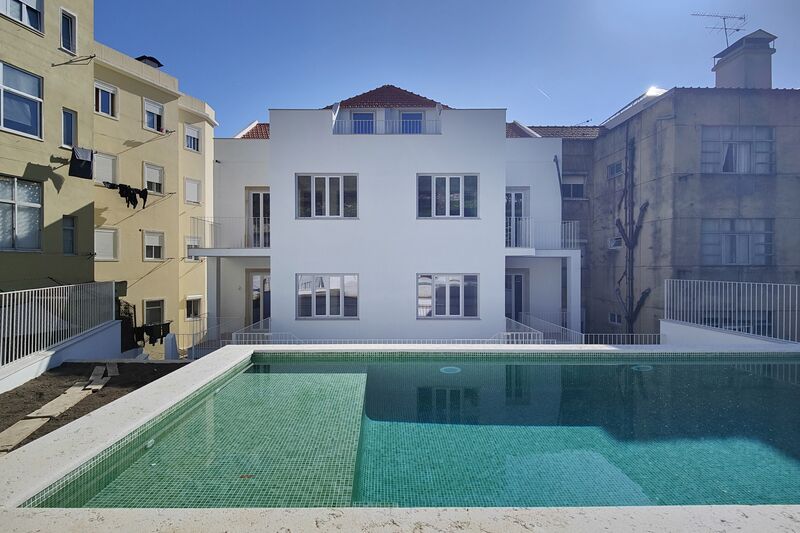 Apartment new 3 bedrooms Algés de Cima Oeiras - terrace, swimming pool, 2nd floor, garden
