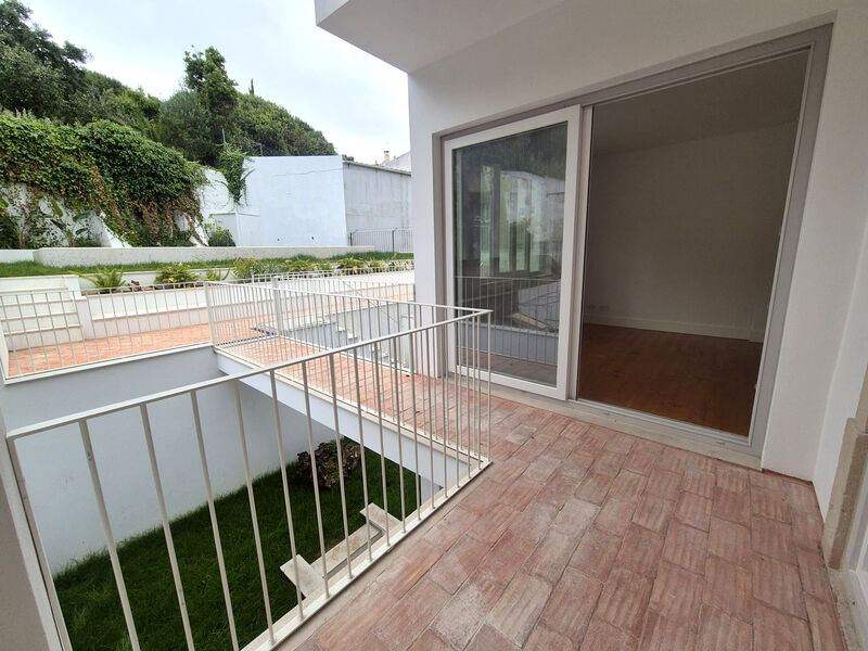 Apartamento novo T2 Algés de Cima Oeiras - jardim, piscina, terraço, 1º andar
