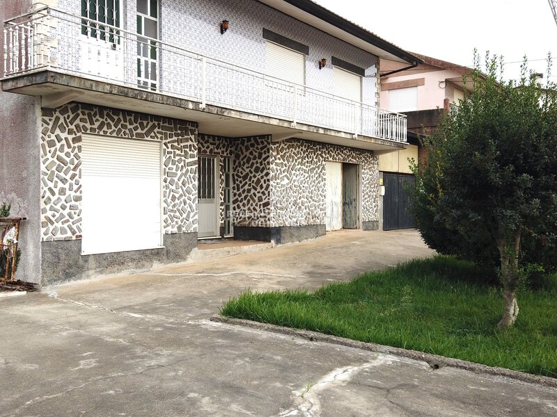 Moradia T4 com Terreno em Recardães, Águeda