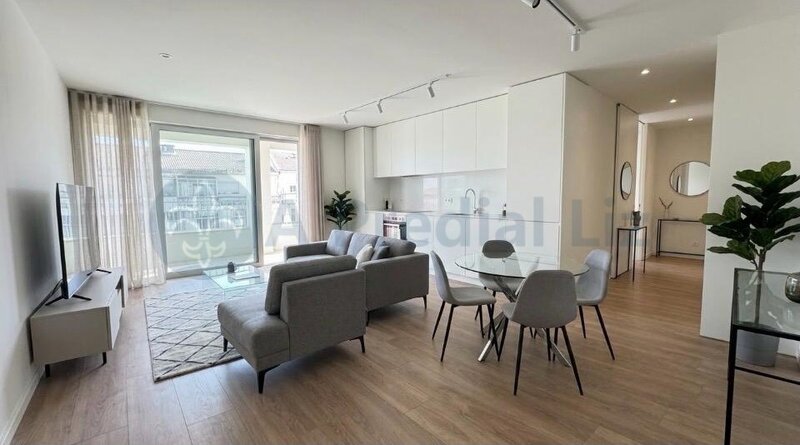 Apartamento T2 - Ao Covelo - Andar Modelo
