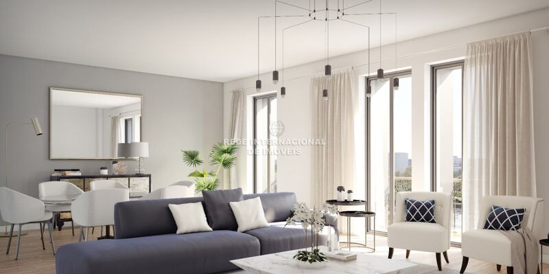 Apartment 3 bedrooms Duplex Avenidas Novas Alvalade Lisboa - equipped, gardens