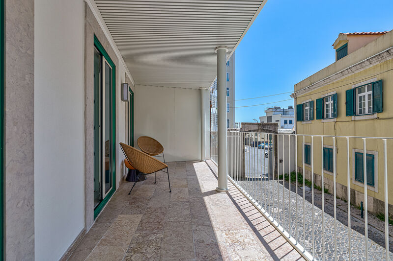 Apartment Modern T1+1 Centro Santos-o-Velho Lisboa - balcony, gardens, air conditioning