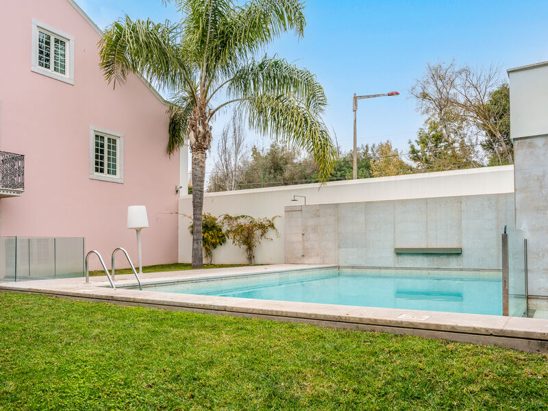 Apartamento Duplex T5 Algés  Santa Maria de Belém Lisboa - condomínio privado, garagem, piscina, jardins