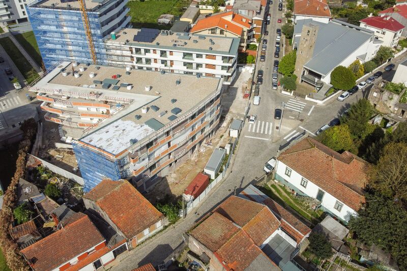 Apartamento de luxo T3 Requezende Ramalde Porto - lugar de garagem, parque infantil, varanda, jardim, arrecadação