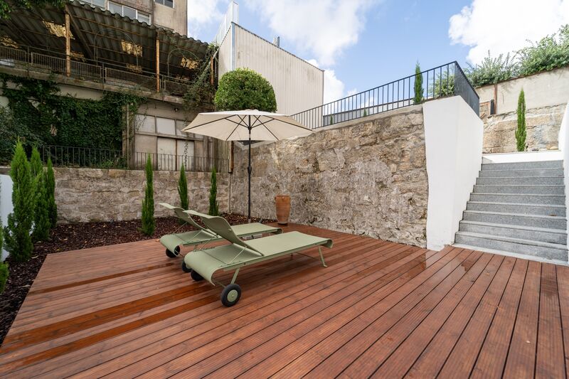Apartamento no centro T2 para venda Lapa Cedofeita Porto - jardim, ar condicionado