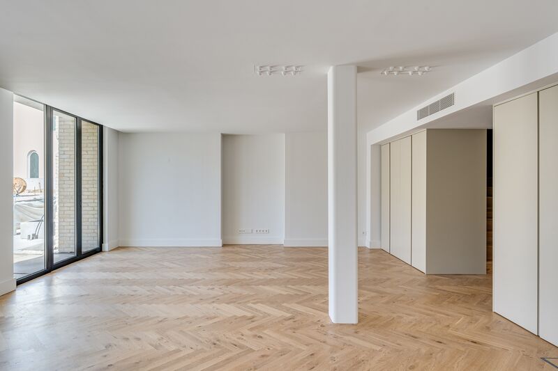 Apartamento Duplex T5 Beato Lisboa - jardim, arrecadação