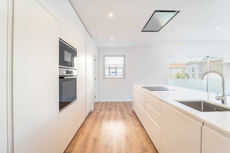 Apartment T3 Requezende Ramalde Porto - , , ,