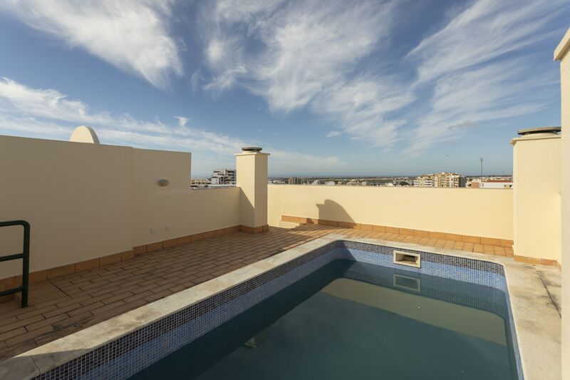 Apartamento Duplex no centro T4 Hospital de Faro - piscina, terraços, vista magnífica, garagem, lareira, vidros duplos, varandas