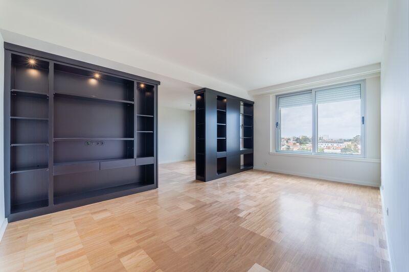 Apartment Renovated 2 bedrooms Foco Ramalde Porto - garage, parking space, sound insulation, radiant floor