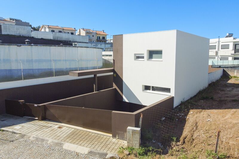 House neues V3 Carvalheiras Rio Tinto Gondomar - garden, balconies, garage, terrace, swimming pool, balcony