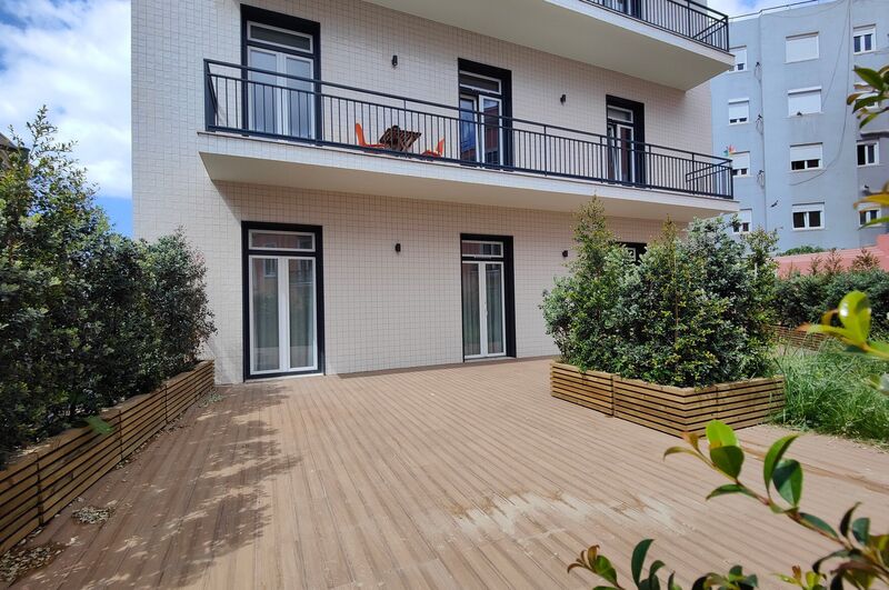 Apartment nuevo T2 Amoreiras Campolide Lisboa - garage, terrace, garden