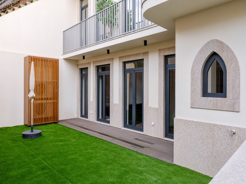 Apartment T2 nieuw in the center Baixa  Sé Porto - double glazing, air conditioning, terrace