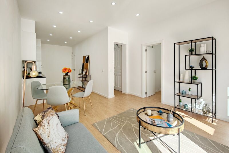 Apartamento T3 Centro São Vicente de Fora Lisboa - varanda, vidros duplos, vista rio