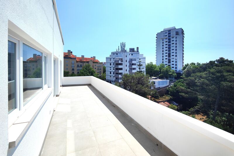 Apartment T3 Refurbished Bairro do Rosário  Cascais - air conditioning, kitchen, great location, balcony, double glazing, equipped