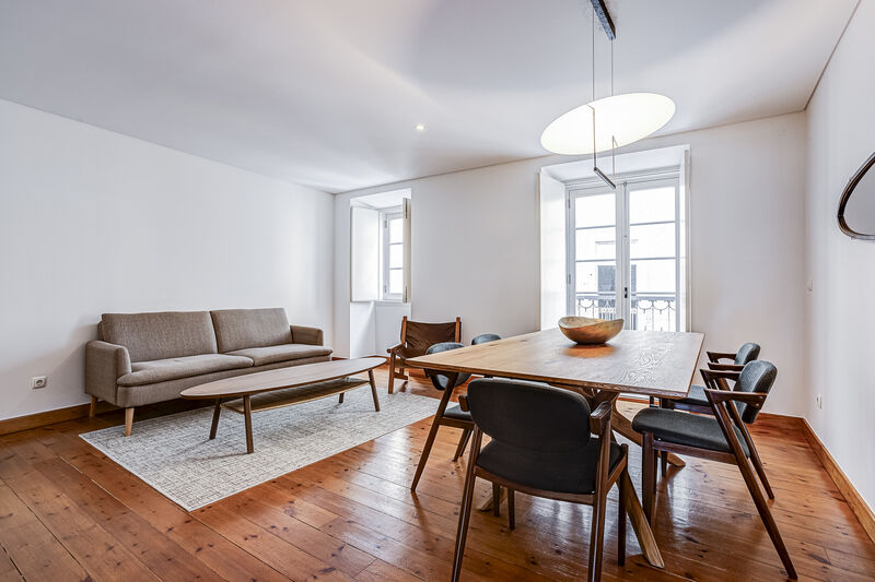 Apartamento T2 no centro Campo Santana  São José Lisboa - cozinha equipada, mobilado