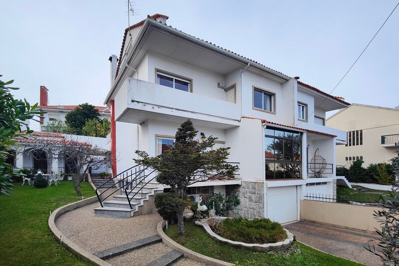 House 5 bedrooms Alvalade Lisboa - terrace, swimming pool, attic, garden, garage