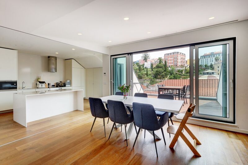 Apartment T3 Renovated Restauradores Santa Maria Maior Lisboa - balconies, balcony, terrace