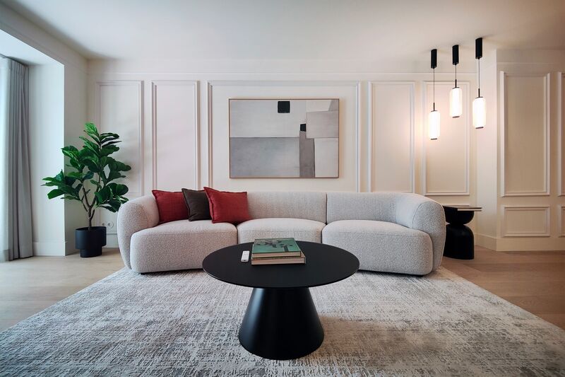 Apartment T2 Renovated in the center Restauradores Santa Maria Maior Lisboa - thermal insulation, balcony, air conditioning, equipped, furnished