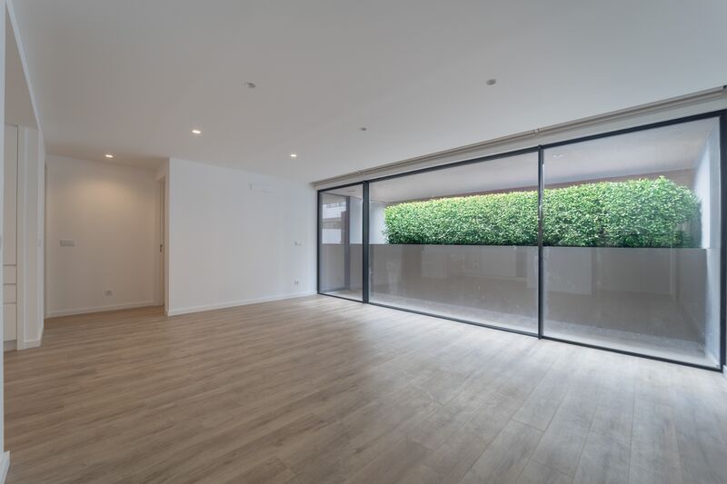 Apartamento novo no centro T1 Rua de Damião de Góis Porto - varanda, cozinha equipada