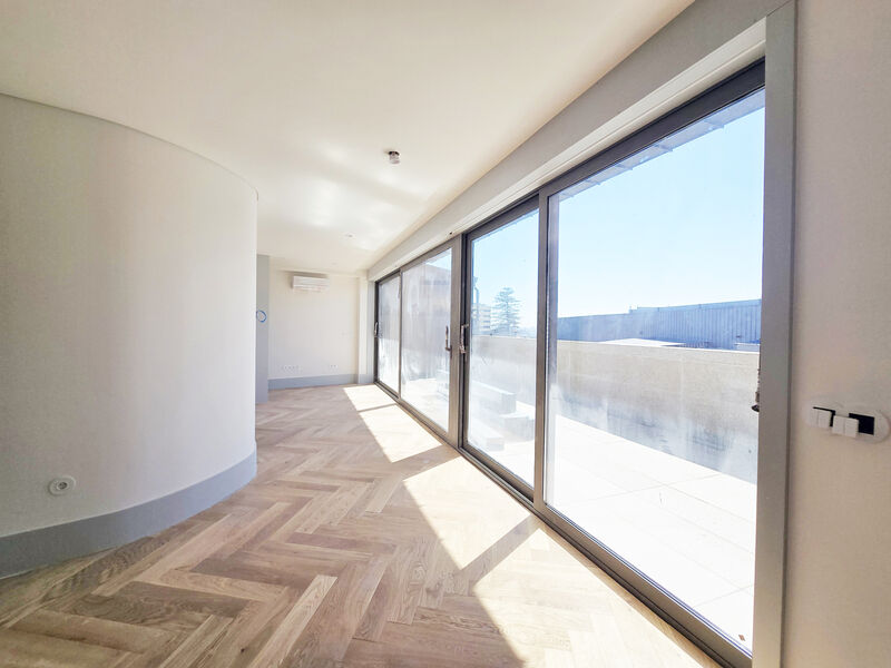 Apartamento Moderno T3 Baixa Bonfim Porto - excelente localização, varandas, arrecadação, painéis solares
