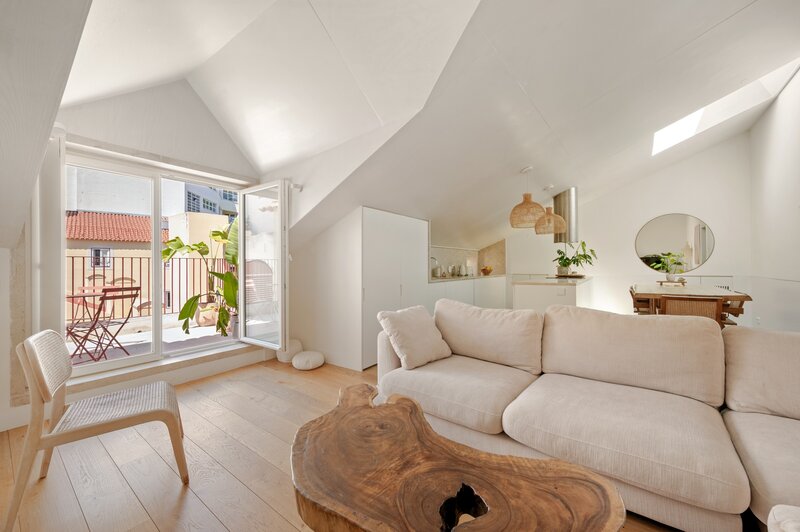 Apartamento T3, com terraço, em São Bento, Lisboa