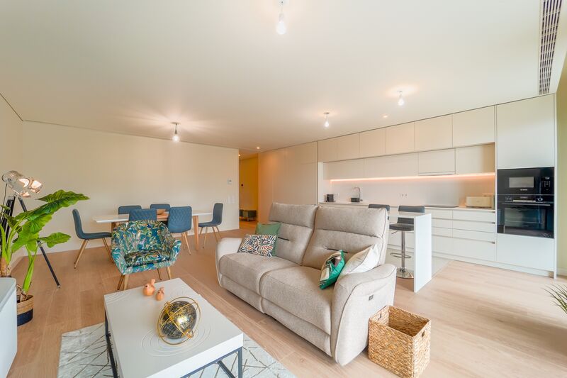 Apartamento T2 novo Canidelo Vila Nova de Gaia - vista mar, mobilado, varandas, ar condicionado, terraço