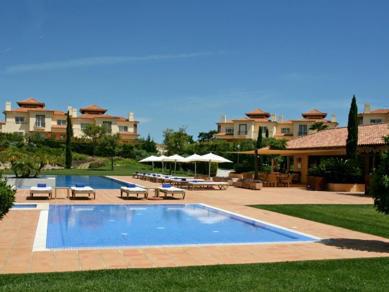 House 3 bedrooms Sesmarias Vila Nova de Cacela Vila Real de Santo António - terraces, gardens, swimming pool, store room, tennis court