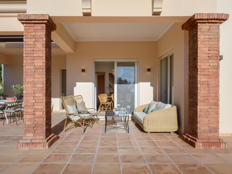 House 3 bedrooms Sesmarias Vila Nova de Cacela Vila Real de Santo António - tennis court, terraces, gardens, store room, swimming pool