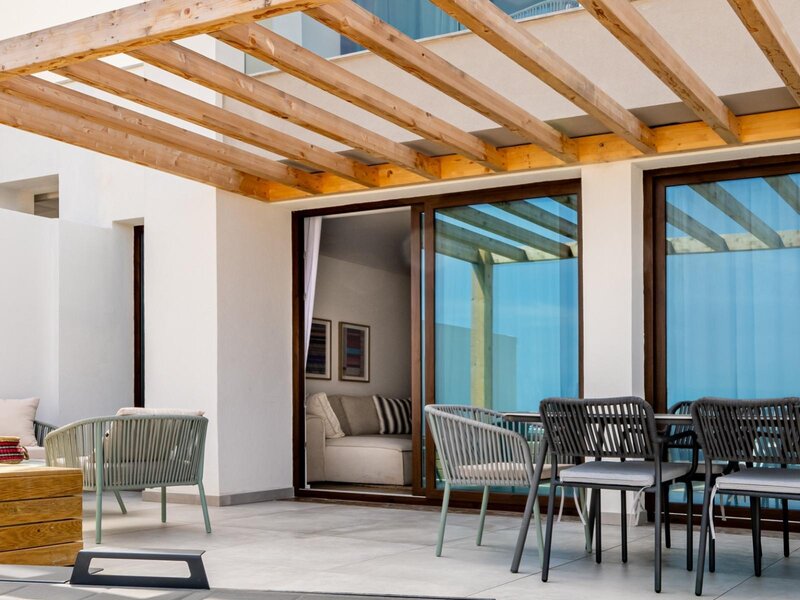 Apartamento T2+1 novo no centro Porto Covo Sines - equipado, ar condicionado, piscina