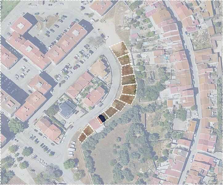 Lote Urbano com 1923m2 Paio Pires Seixal