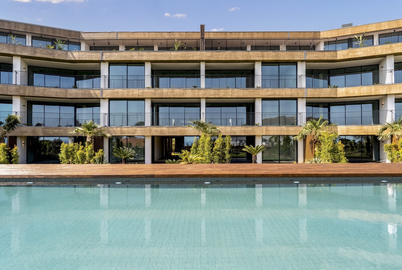 Apartamento novo T2 Estoril Cascais - garagem, piso radiante, ar condicionado, piscina, zonas verdes, vidros duplos, varandas, jardim