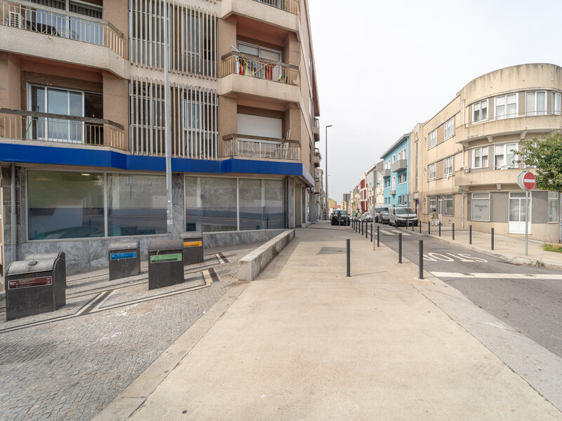 Clinic Porto - equipped, air conditioning, storefront