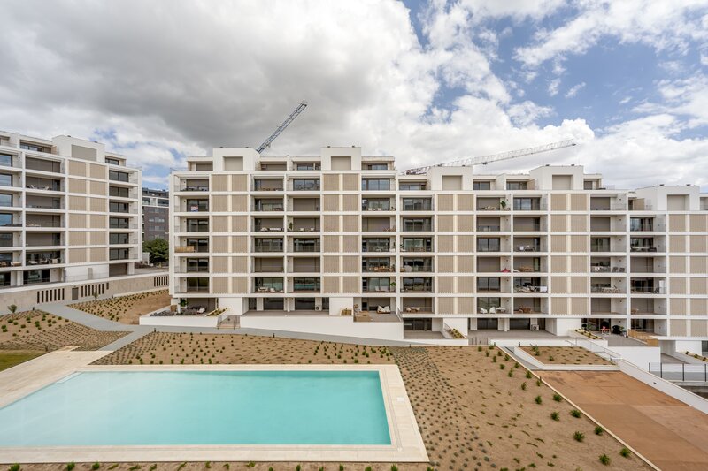 Apartamento novo T2 Santo António de Cavaleiros Loures - piscina, varandas, condomínio privado, garagem, ar condicionado