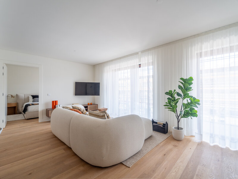 Apartamento T2 com área exterior e vista sobre o Rio Douro