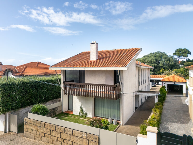 Apartamento T3+1 a poucos metros da praia na Foz