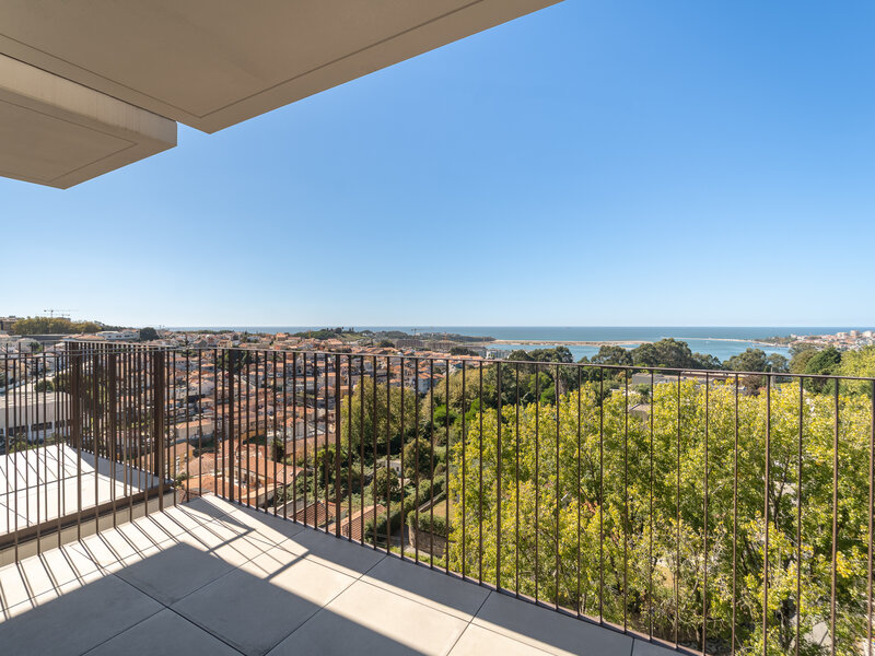 Apartamento T3 com varandas nos Jardins d'Arrábida, Gaia