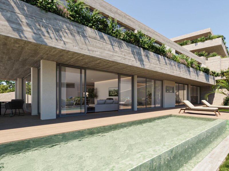 Apartamento T4 Estoril com piscina privativa e amplos terraços