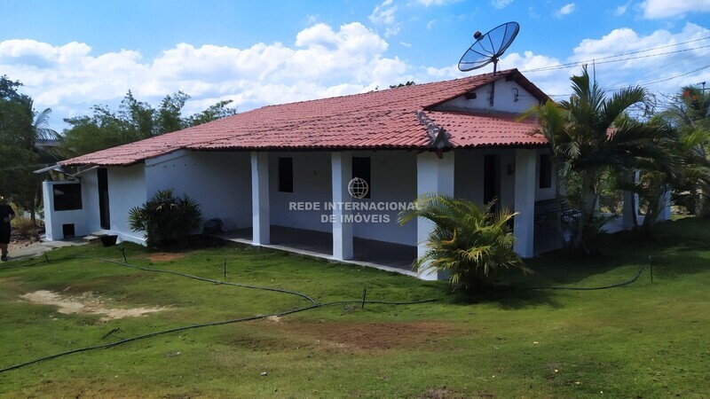 Farm 2 bedrooms Pentecoste - well, cowshed