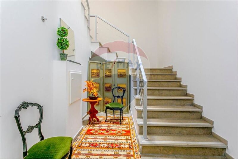 Apartment T2 Duplex Estrela Lisboa - equipped, furnished, river view