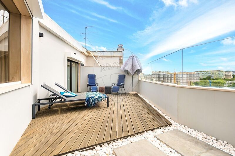 Apartamento T4 de luxo Alvalade Lisboa - arrecadação, terraços