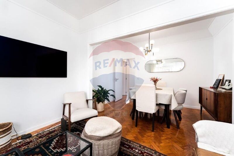 Apartment 2 bedrooms Refurbished Campolide Lisboa - air conditioning, garden