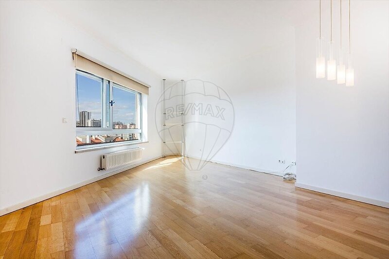 Apartamento T2 para arrendar em Areeiro, Lisboa RE/MAX Portugal