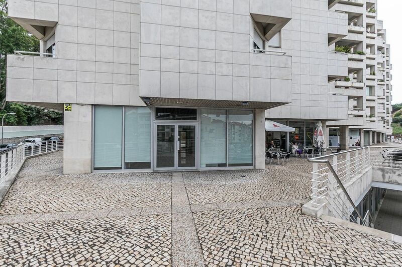 Office As new Alvalade Lisboa - air conditioning, storefront, garage