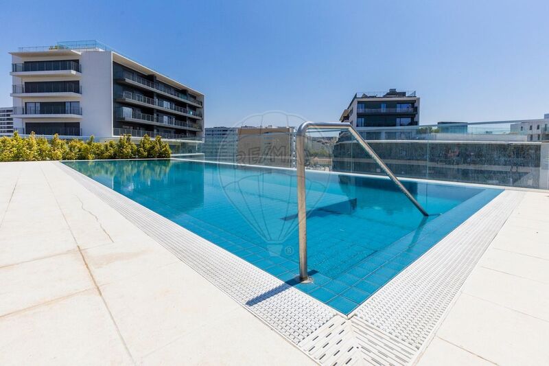 Apartment T4 Lumiar Lisboa - balcony, thermal insulation, swimming pool, balconies, garage, gardens, store room, air conditioning