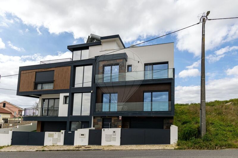 House Modern 3 bedrooms Loures - double glazing, terrace, balcony, garden, garage, balconies, air conditioning, playground